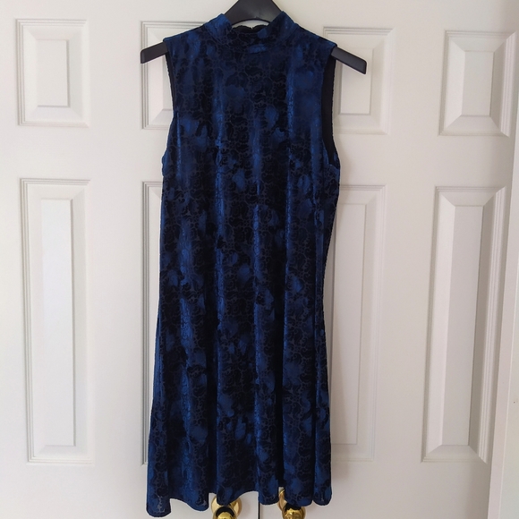 NWOT Blue Velvet High Neck Sleeveless Dress - Picture 6 of 7